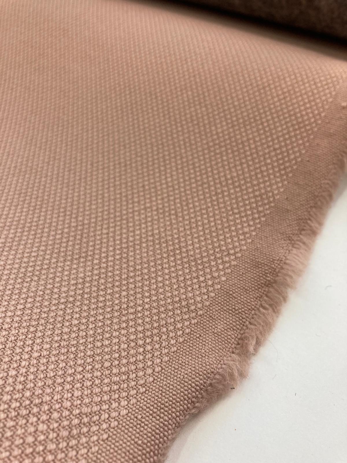 Kvadrat Steelcut 3 – Strapazierfähiger Polsterstoff mit einzigartigem Design