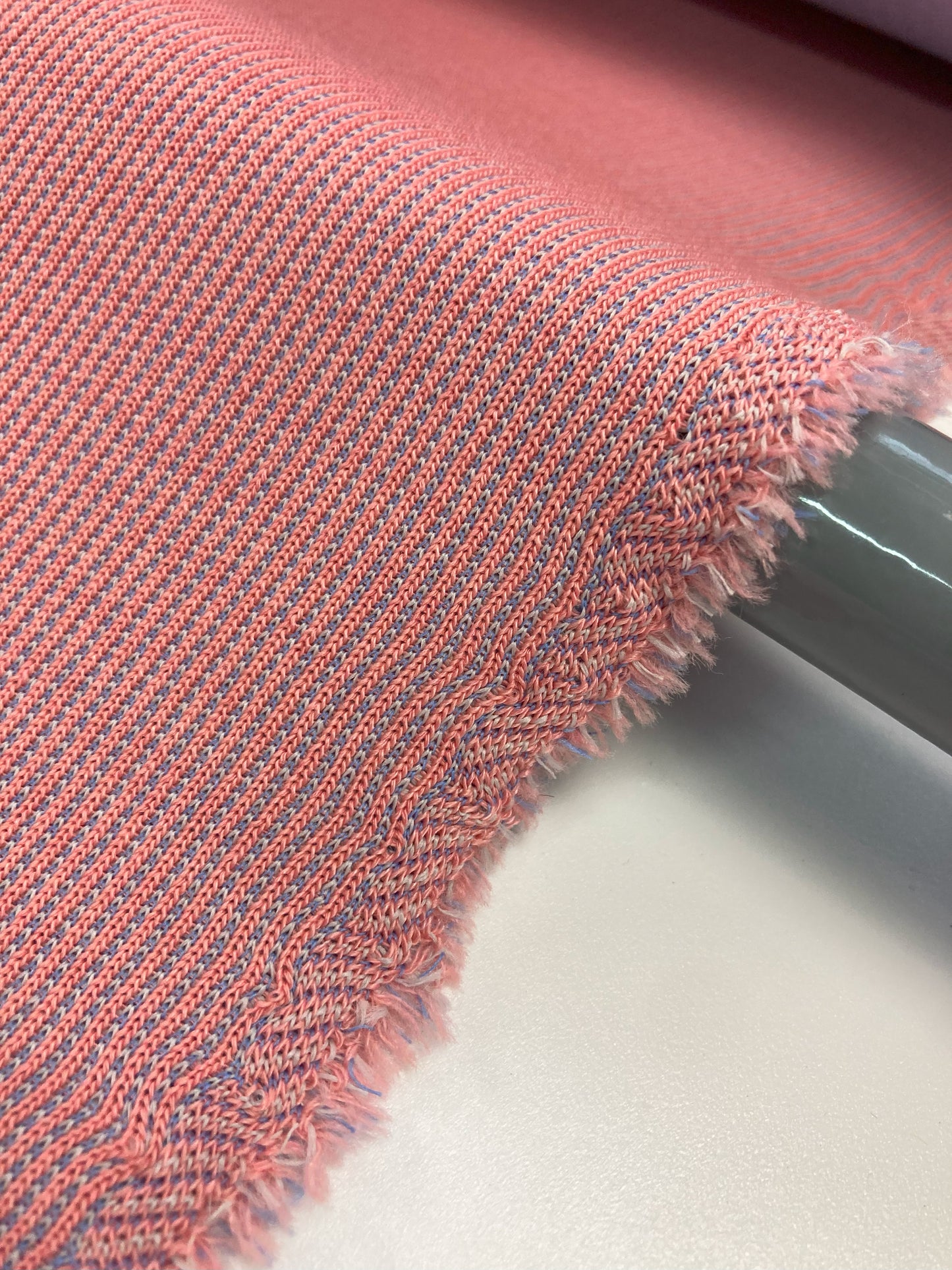 Kvadrat Febrik Suunta van Truly Truly Design Meubelstof