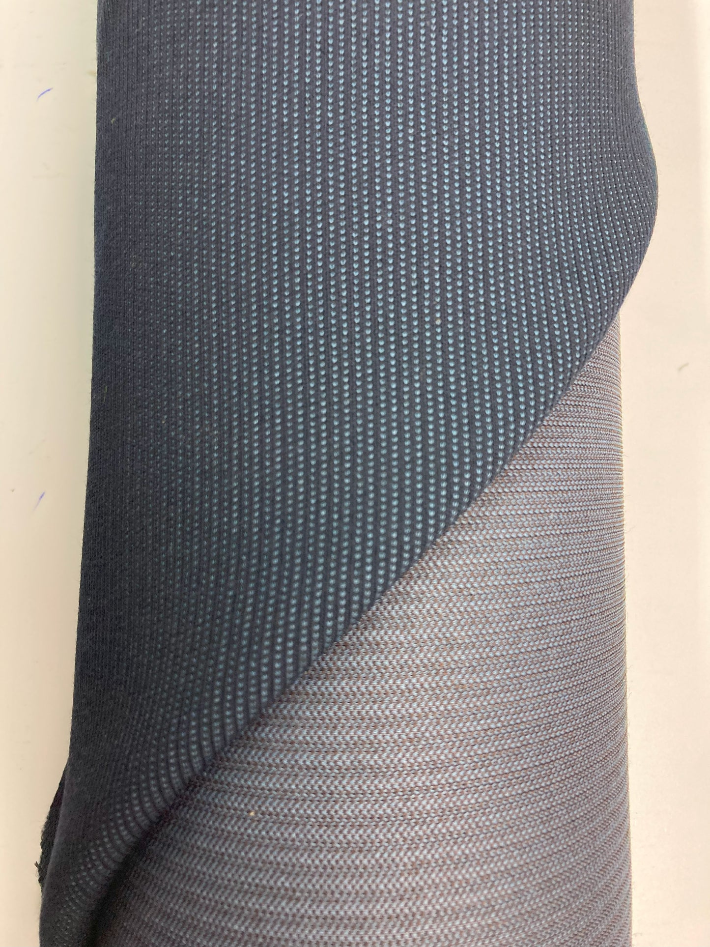 Kvadrat Febrik Suunta van Truly Truly Design Meubelstof