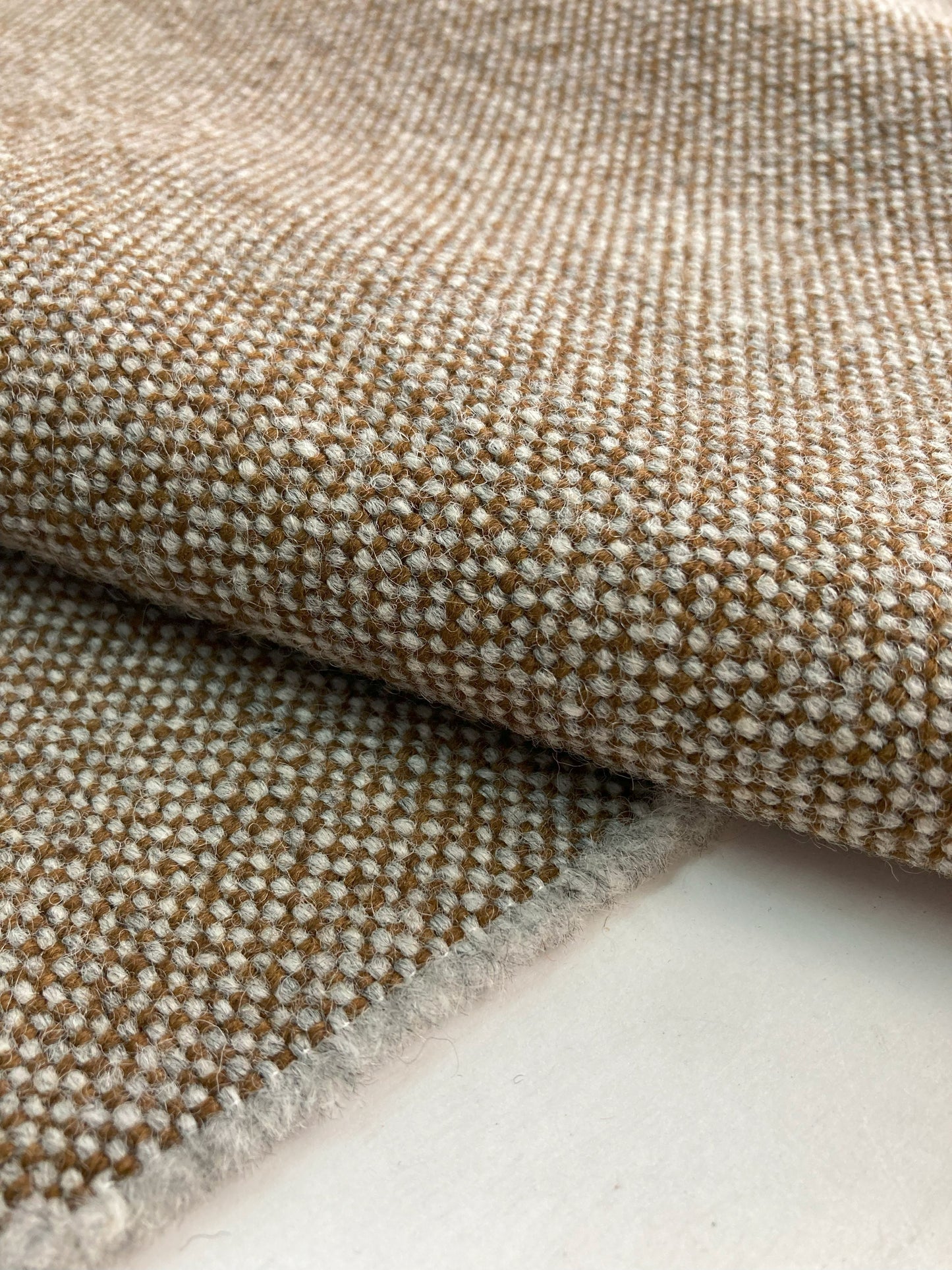 Kvadrat Hallingdal 65 by Nanna Ditzel | Top wool upholstery fabric - Modern Upholstery