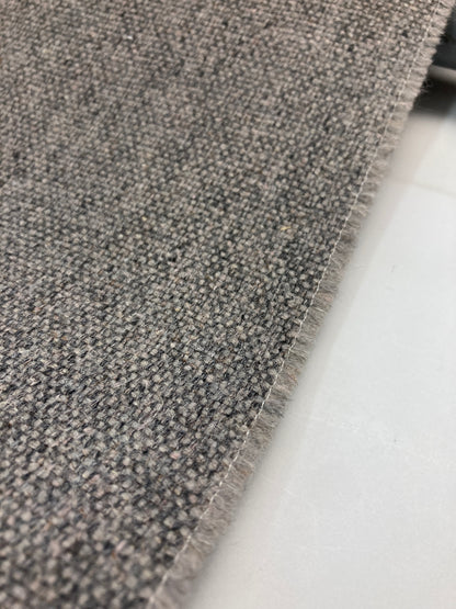 Camira Main Line Flax – Ecological upholstery fabric made of wool and linen.