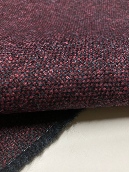 Camira Main Line Flax – Ecological upholstery fabric made of wool and linen.