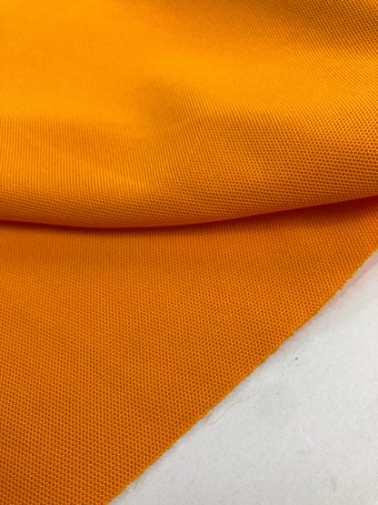 Camira Sprint Stoff – Strapazierfähiger und flexibler Polsterstoff