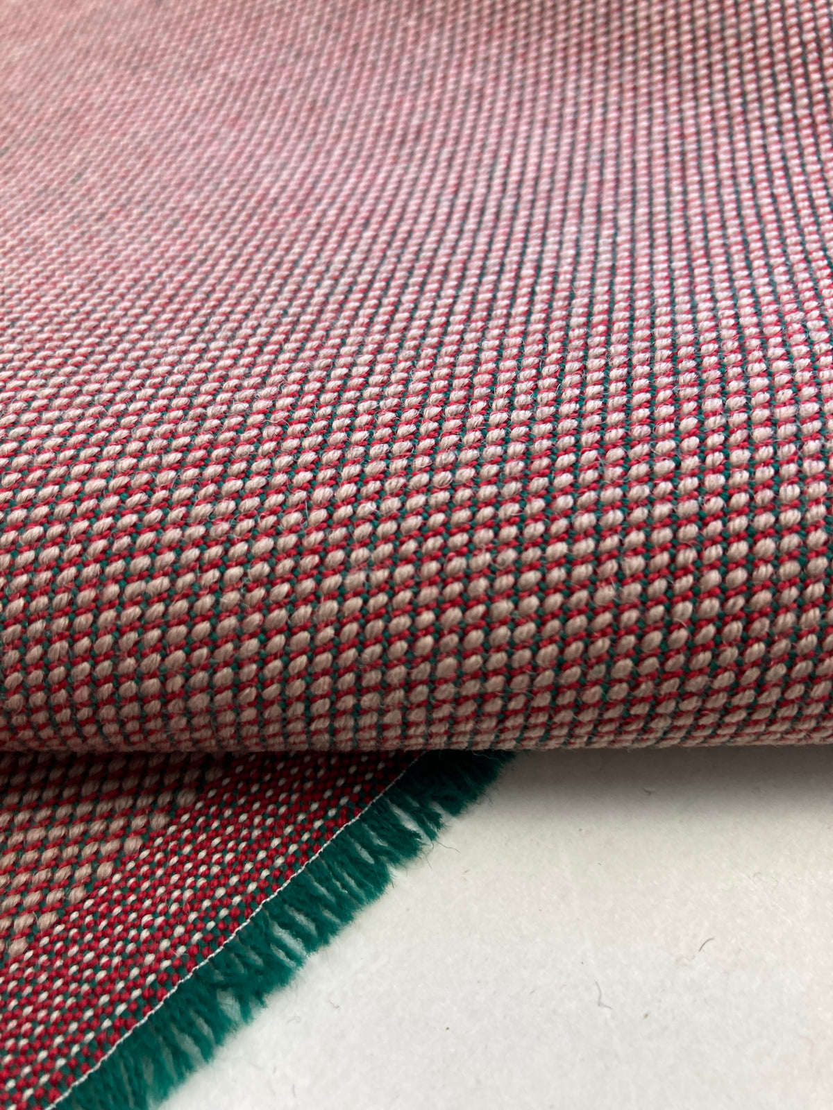 Kvadrat Steelcut Trio 3 – An Icon of Modern Design and Durability.